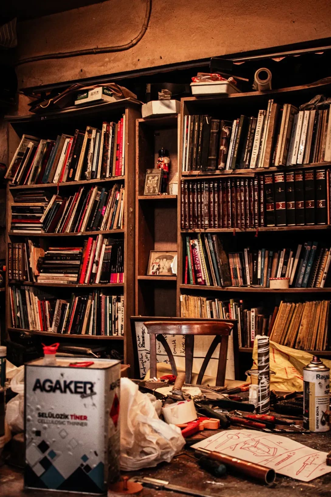 Themed escape room games